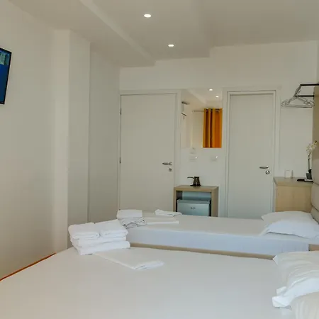 Summer Hotel